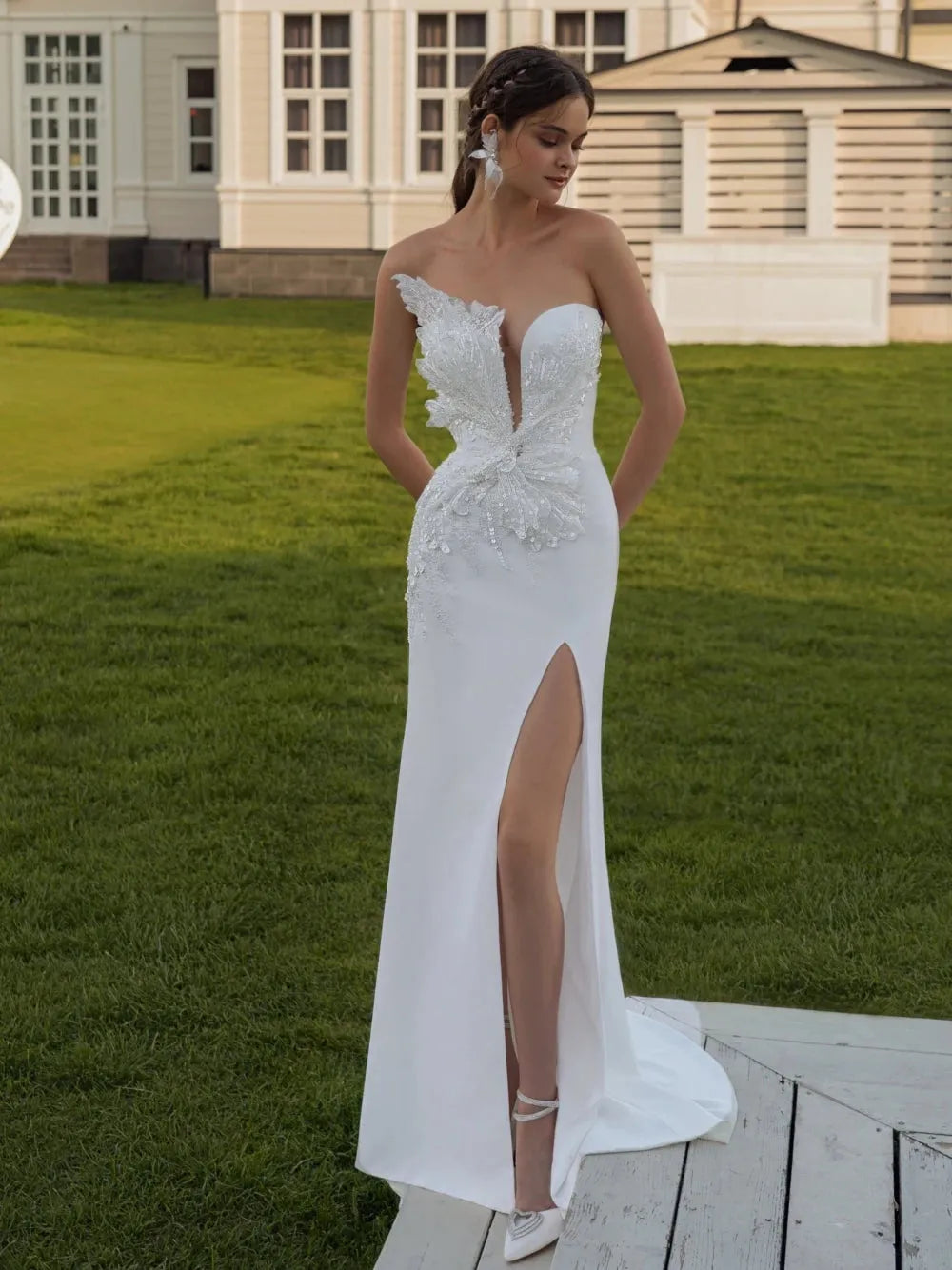 Sexy Sleeveless Backless Wedding Dress Sparkly Sequins Appliques Bride Robe Elegant Long Bridal Gown Robe De Mariée