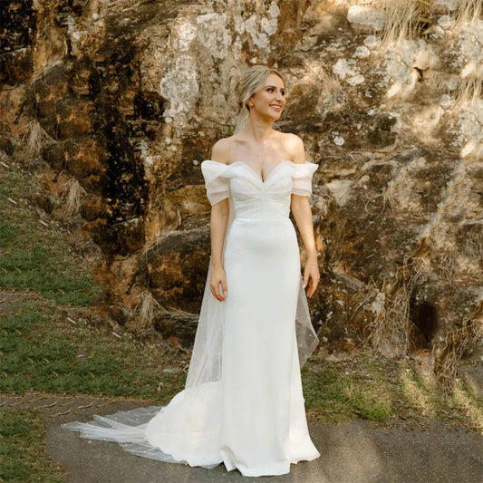 Simple Elegant Mermaid Wedding Dresses Organza Off The Shoulder V-Neck Bridal Gowns Sweep Train Beach Plain Vestido de novia White