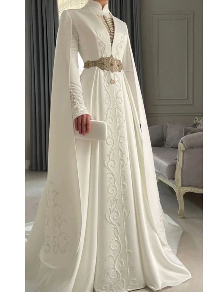 Embroidered Muslim Wedding Dresses Cape Long Sleeves High Neck customsized Bride Gown arabic dubai Gelinlik Ivory
