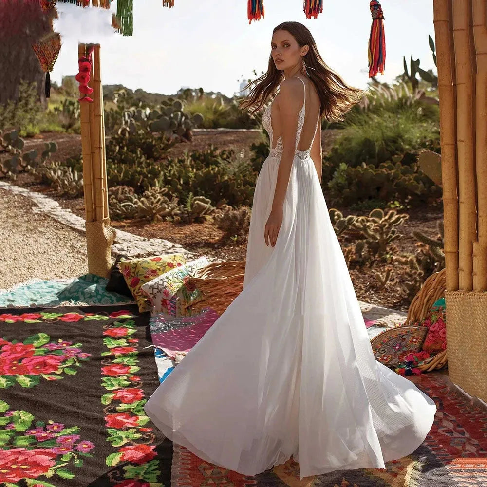 Bohemia High Split Wedding Dress Chiffon Spaghetti Straps Beach Bridal Gown Sweep Train V-Neck Robe De Mariée Custom