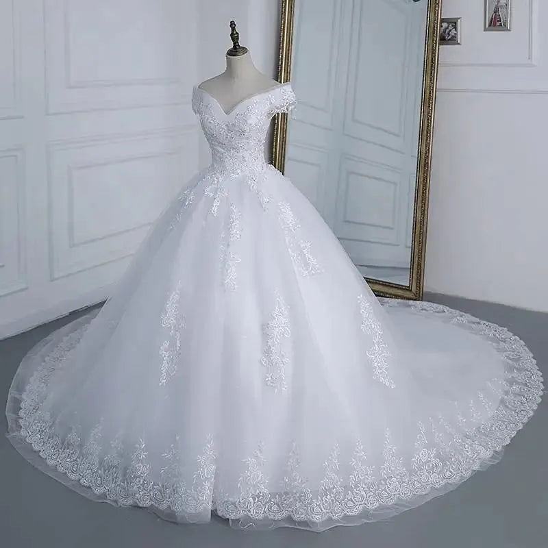 Pretty Off The Shoulder Lace Wedding Dress Wedding Gown Vintage Appliques Beading Bridal Dresses Plus Size Ball Gown Trouwjurk As Picture