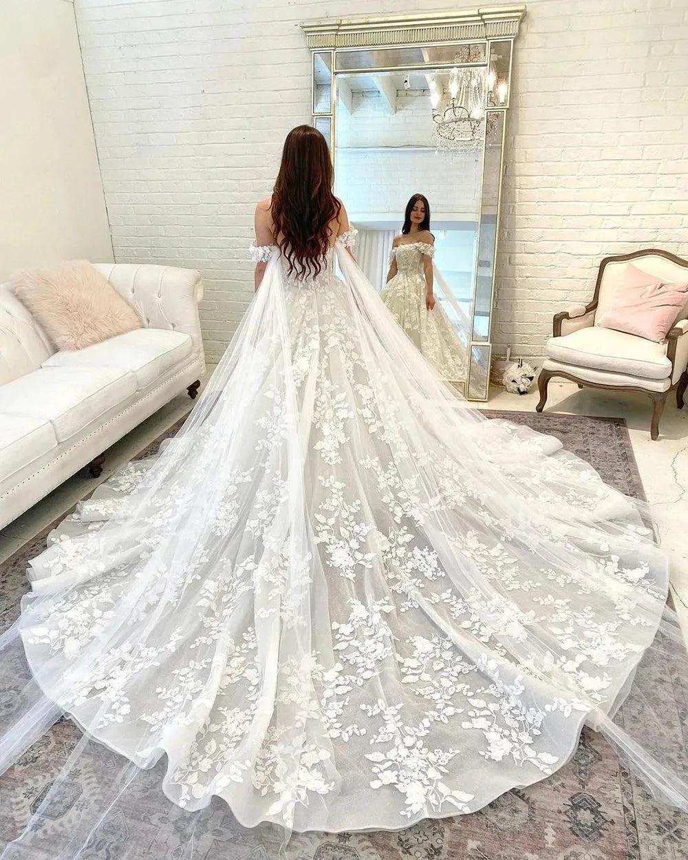 Princess Boho Wedding Dresses For Women Off the Shoulder Sweetheart Lace Appliques Bridal Gown Ball Gown