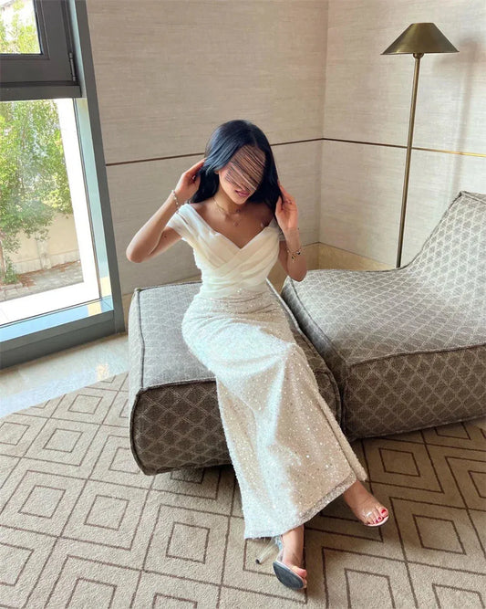 Bella Luxury White Glitter Off the Shoulder Sheath Prom Dresses Elegant Sleeveless Shiny Sequins Formal Evening