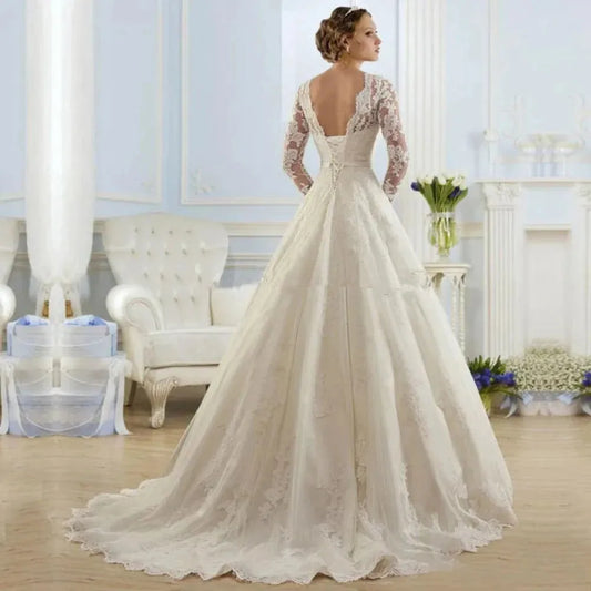 Long Sleeves Lace Wedding Dress Elegant Tulle Appliques Bridal Gowns Simple Sweep Train O-Neck A Line Vestidos De Novia
