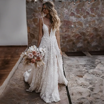 Deep V-Neck Wedding Dresses Spaghetti Straps 3D Lace Appliques Sexy Split Bride Gowns Backless Zipper Vestido De Noiva Ivory