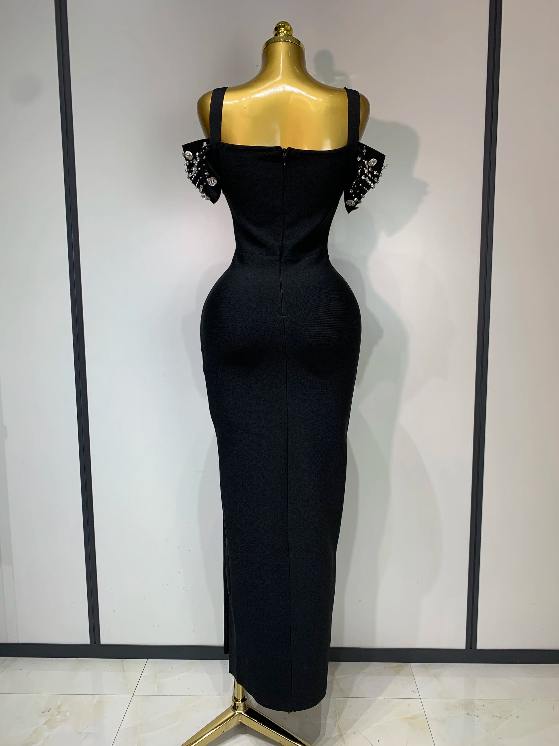 Women Luxury Designer Crystal Black Bandage Dress Elegant Off Shoulder Maxi Long Birhtday Celebrity Evening Party Club Gowns