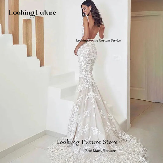 Gorgeous Mermaid Long Wedding Dress Sexy Deep V-Neck Formal Pleat Lace Appliques Vintage Backless Spaghetti Strap Bridal Growns