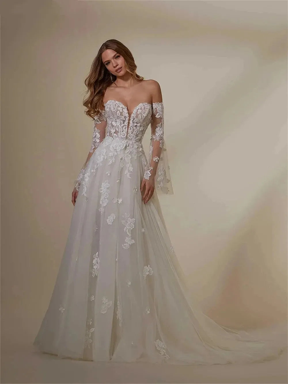 Elegant Appliquéd Boho Wedding Dress Graceful Tulle Bride Gown Graceful Strapless Bride Robe Vestidos De Novia As Picture