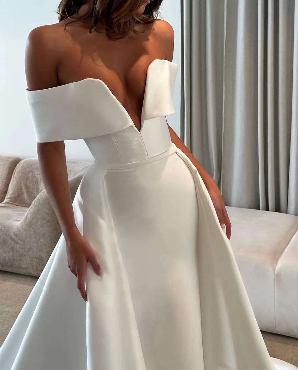 Luxury Solid Wedding Dresses Off The Shoulder V Neck Satin Mermaid Evening Prom Dress With Train Bride Gowns