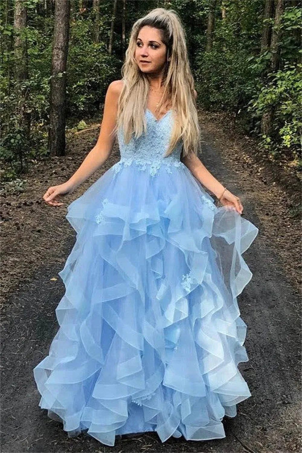 Light Blue Tulle Prom Dresses Edge Curl V-neck A-line Wedding Dress Lace Embroidery Floor-Length Vestidos De Fiesta