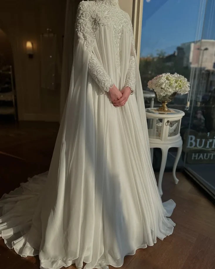 Chiffon Muslim Caftan Wedding Dresses with Cape Long Sleeve High Neck Applique Lace Customsized Bridal Gown Garment Turkey