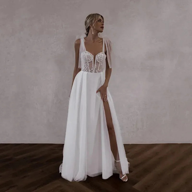 Elegant Lace Appliques White Wedding Dress For Woman A-Line Spaghetti Straps Bride Gown Strapless Illusion Backless High Slit Ivory