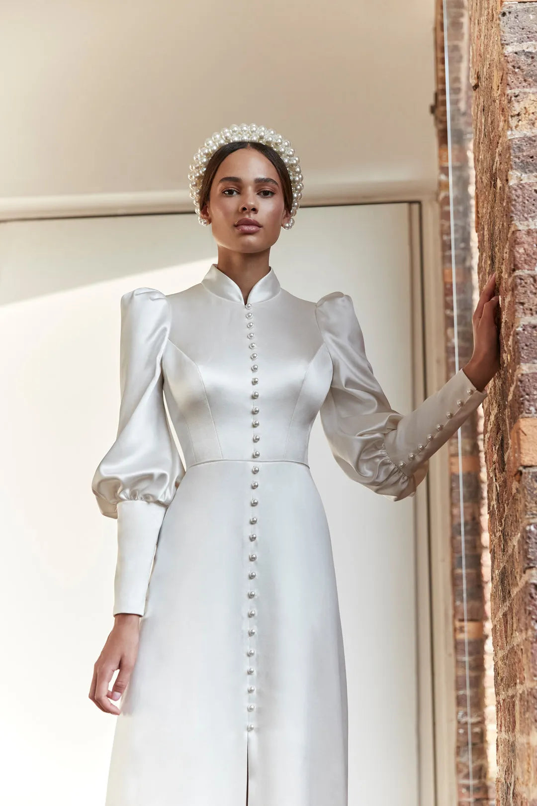 Muslim High Neck Wedding Dresses Split Simple Satin Puff Sleeves A Line Sweep Train Bridal Gowns With Buttons