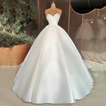 Gorgeous Satin Wedding Dresses Beautiful Sexy Applique Simple Off Shoulder Sleeveless Fluffy Robe Bridal Gown Custom Made Custom Color