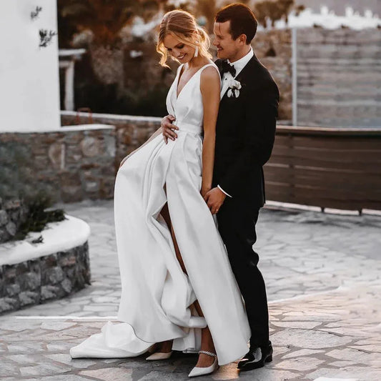 Sexy Deep V-Neck Wedding Dresses A-Line Split Satin Sleeveless Modern Belt Bride Gowns Pleats Zipper Vestido De Noiva