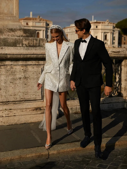 Classic Deep V-neck Long Sleeve Wedding Dress Sparkly Sequins Bride Robe Sexy Elegant Mini Bridal Gown Robe De Mariée