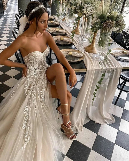Luxurious Lace Appliques Sweetheart Neck Wedding Dresses Princess Off Shoulder Sleeveless Beach Party Bridal Gown Applique Split