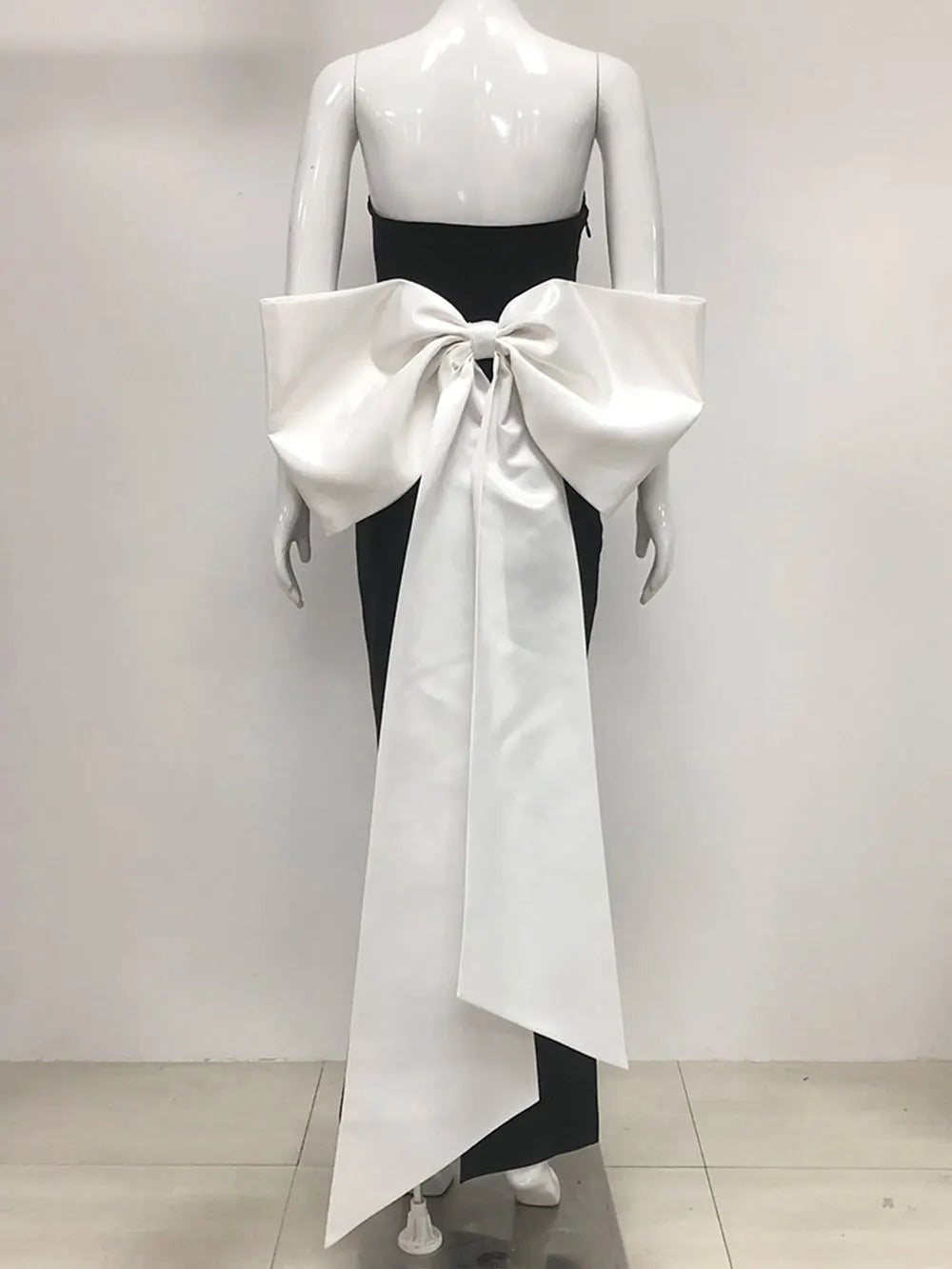 2025 Spring Women's Strapless Sleeveless Bandage Dress Fashion Bodycon Bareback Oversized Bow Design Long Dresses Party Vestidos black