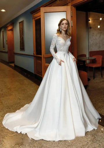 Classic Lace Appliques Wedding Dress Boho Long Sleeve Buttons Back A-Line Satin Custom Bridal Evening Dress Birthday Party Dress As Picture
