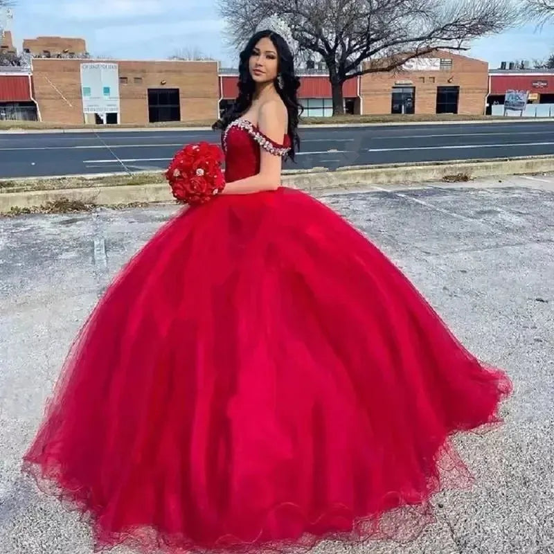Sweetheart Ball Gown Quinceanera Dresses Vestidos De 15 Anos Fashion Crystal Off-Shoulder Birthday Party Gowns Red