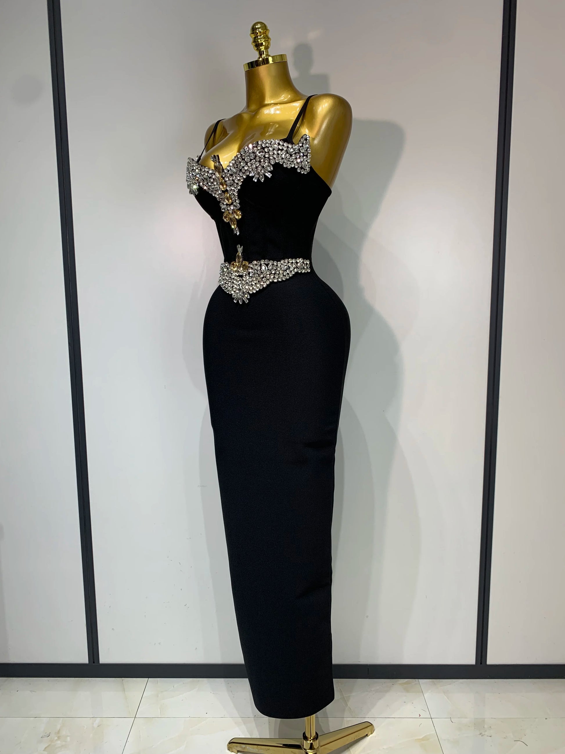 Women Celebrity Sexy Sleeveless Diamonds Maxi Long Bandage Bodycon Dress 2025 Elegant Evening Club Party Birthday Outfit