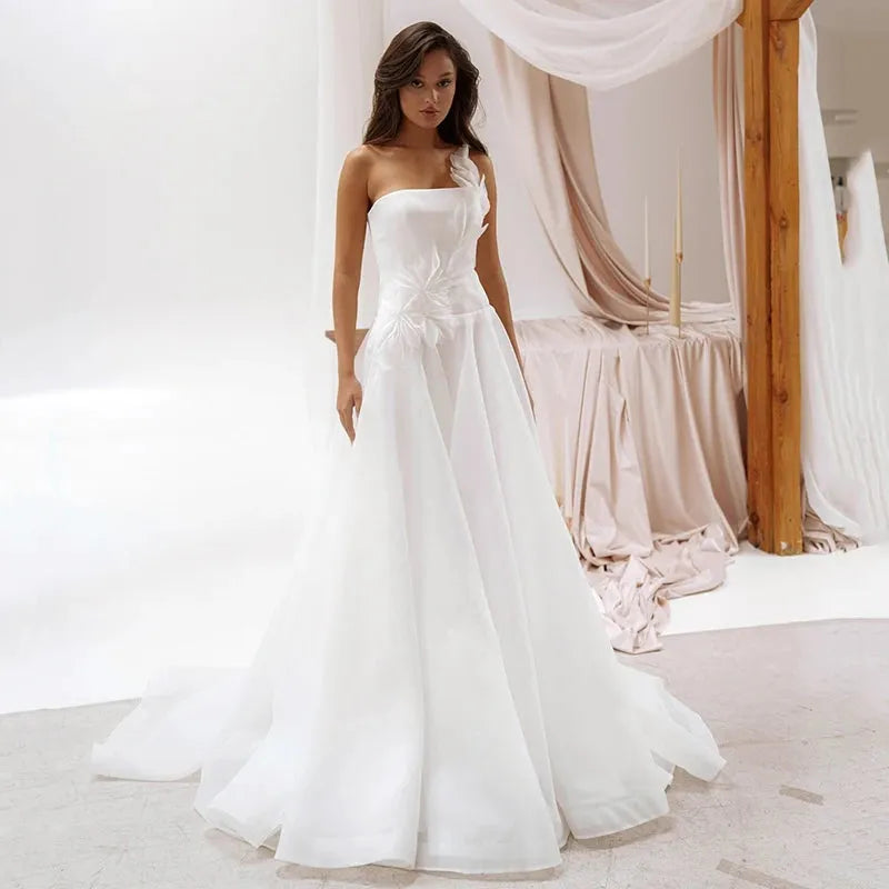 Women A-Line Wedding Dresses Strapless Princess Sleeveless Bridal Dres