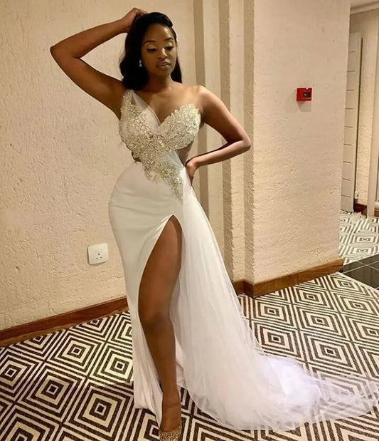 Sexy One Shoulder Wedding Dress Lace Appliqued Beaded African Crystal Beads Backless High Split Bridal Gown Robe Custom Beige