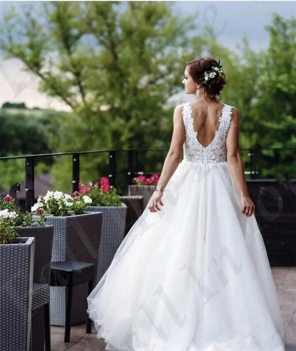 Sexy Backless Lace Tank Wedding Dresses Spring Sleeveless A-Line Tulle Long Bridal Gown Country Style Party Dress Robe
