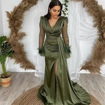 Olive Green Mermaid Evening Dresses Beaded Long Sleeves Prom Gowns With Feathers Side Slit Formal Party Event Gowns