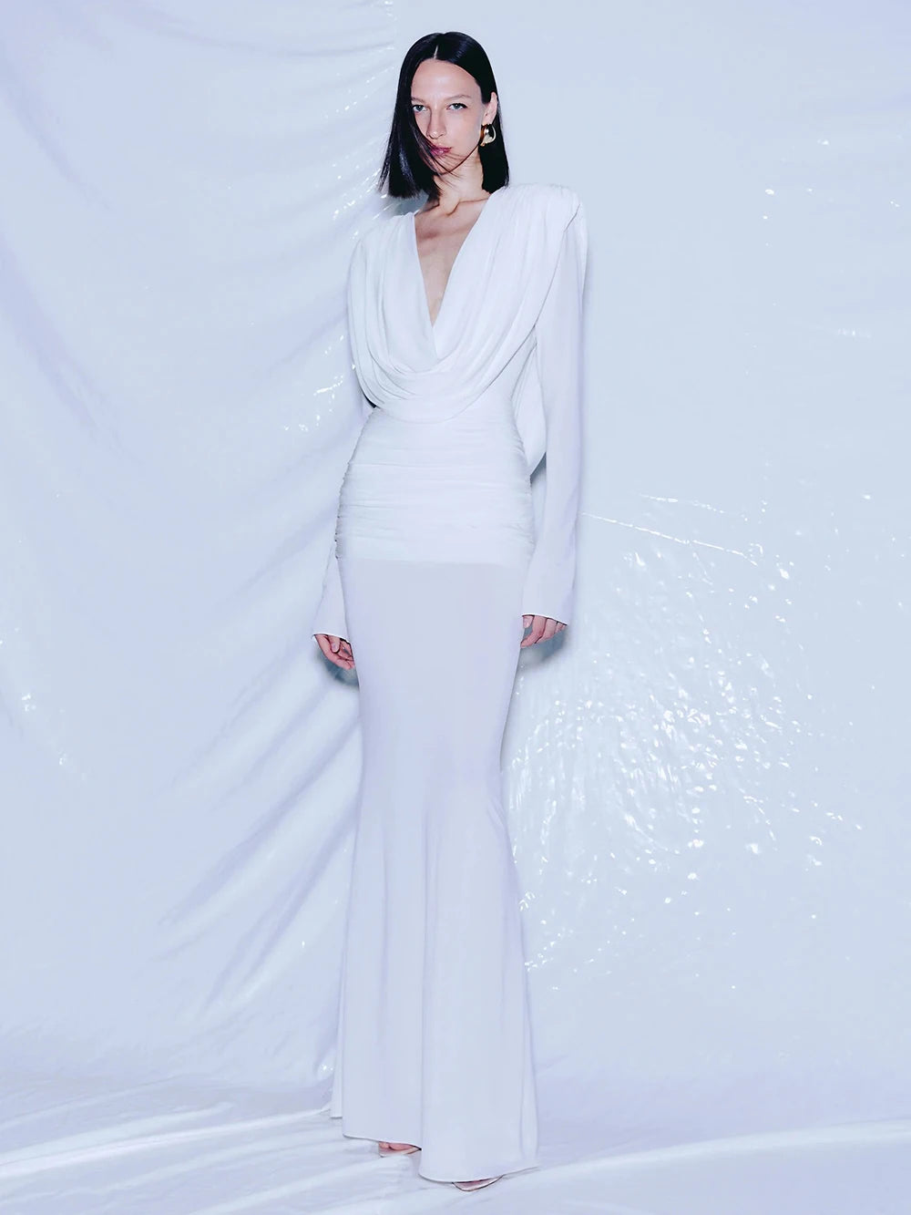 Elegant Solid Draped V-neck Long sleeves Maxi Dress Women White Sexy Backless Backless Evening Party Wedding Gowns Female