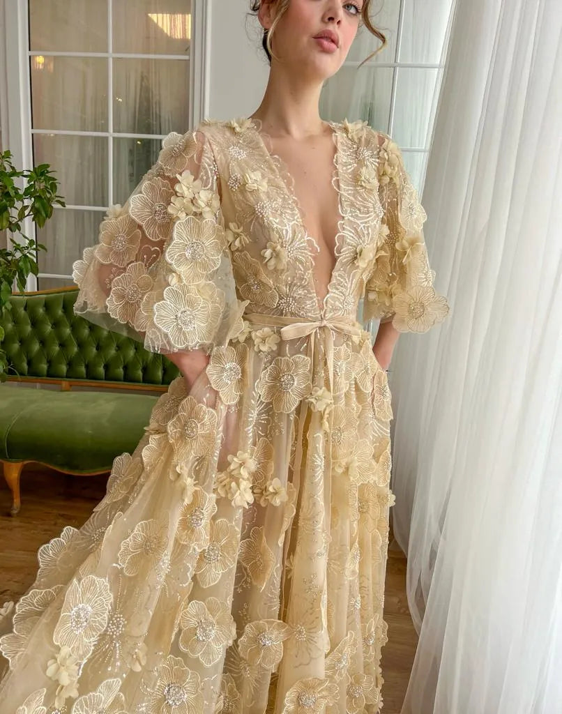 Fairy Prom Dress A-Line Deep V-Neck Half Flare Sleeves Ruched 3D Flowers Floor Length Evening Dress robes de soirée