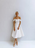 Off-the-Shoulder A-Line Wedding Dress with Bow Satin Court Train Mermaid Sleeves Modern Princess White Satin Bridal Gowns Mermaid Vestido De Novia Short