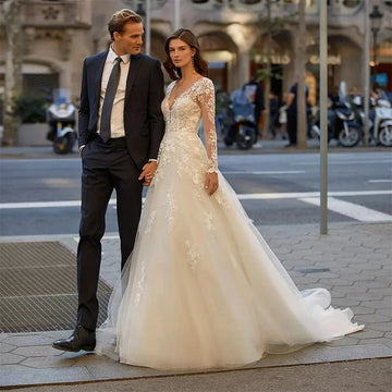 Luxury A Line V Neck Wedding Dresses For Women Long Sleeves Bridal Gowns Appliques Button Back Vestido De Novia Ivory