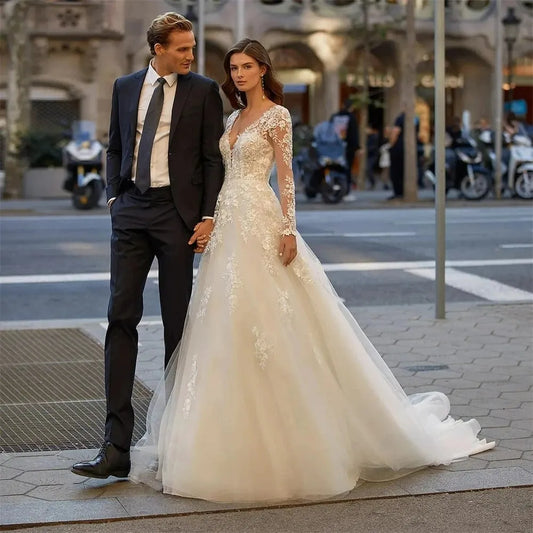 Luxury A Line V Neck Wedding Dresses For Women Long Sleeves Bridal Gowns Appliques Button Back Vestido De Novia Ivory