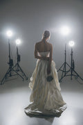 Vintage Strapless Wedding Dress Elegant Pleated Dresses Luxury Long Train Floor-length Bride Dresses Vestidos De Novia