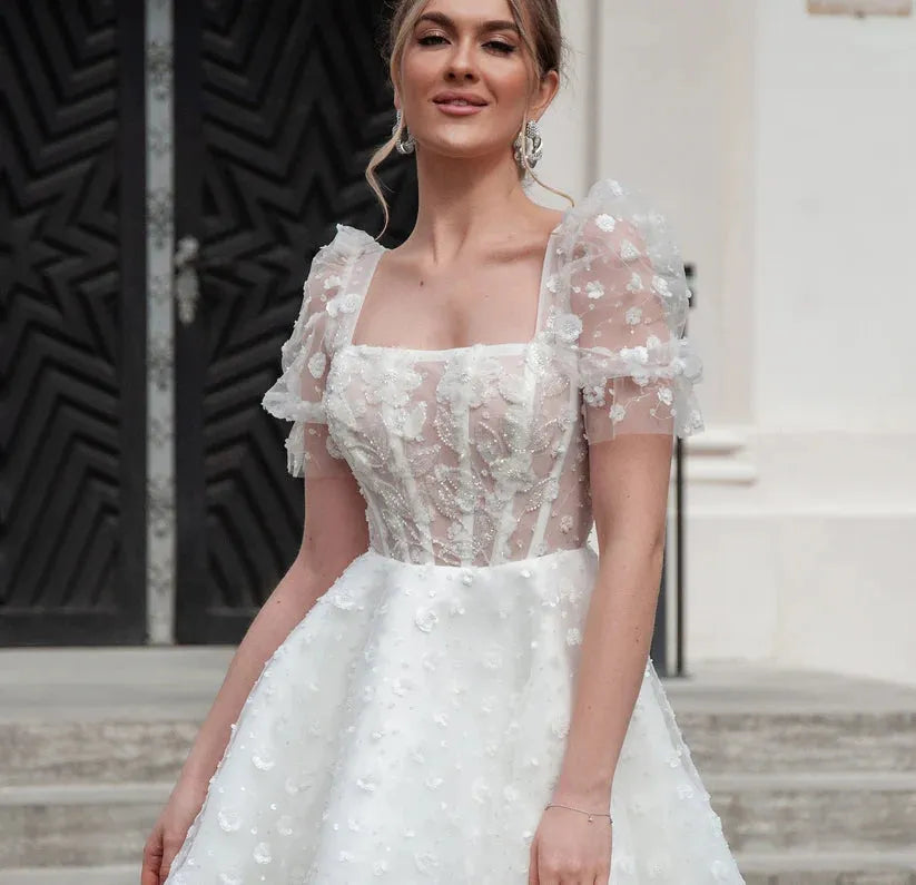 Elegant Short Wedding Dress Women White Open Back Lace Square Collar Short Puff Sleeve Bridal Gown Tulle Vestidos De Noiva