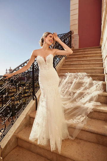 Fascinating Sweetheart Mermaid Sexy Slim Wedding Dresses Lace Appliques Bride Gowns Sleeveless Backless Button Vestido De Novia As Picture