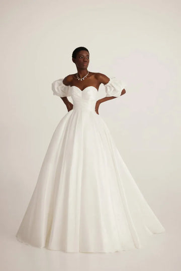 Graceful Wedding Gown with a Flattering Silhouette, Intricate Details, and Timeless Elegance for a Breathtaking and Unforgettable Bridal Look - Camilla's