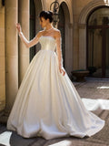 White A-Line Wedding Dresses Strapless Pearls Backless Satin Bridal Dress Formal Wedding Ball Prom Gowns Customized