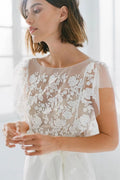 Elegant Short Wedding Dresses O-Neck Lace Open Back Batwing Sleeves Satin Tulle Sheath Bridal Gown Above Knee Vestidos De Noiva