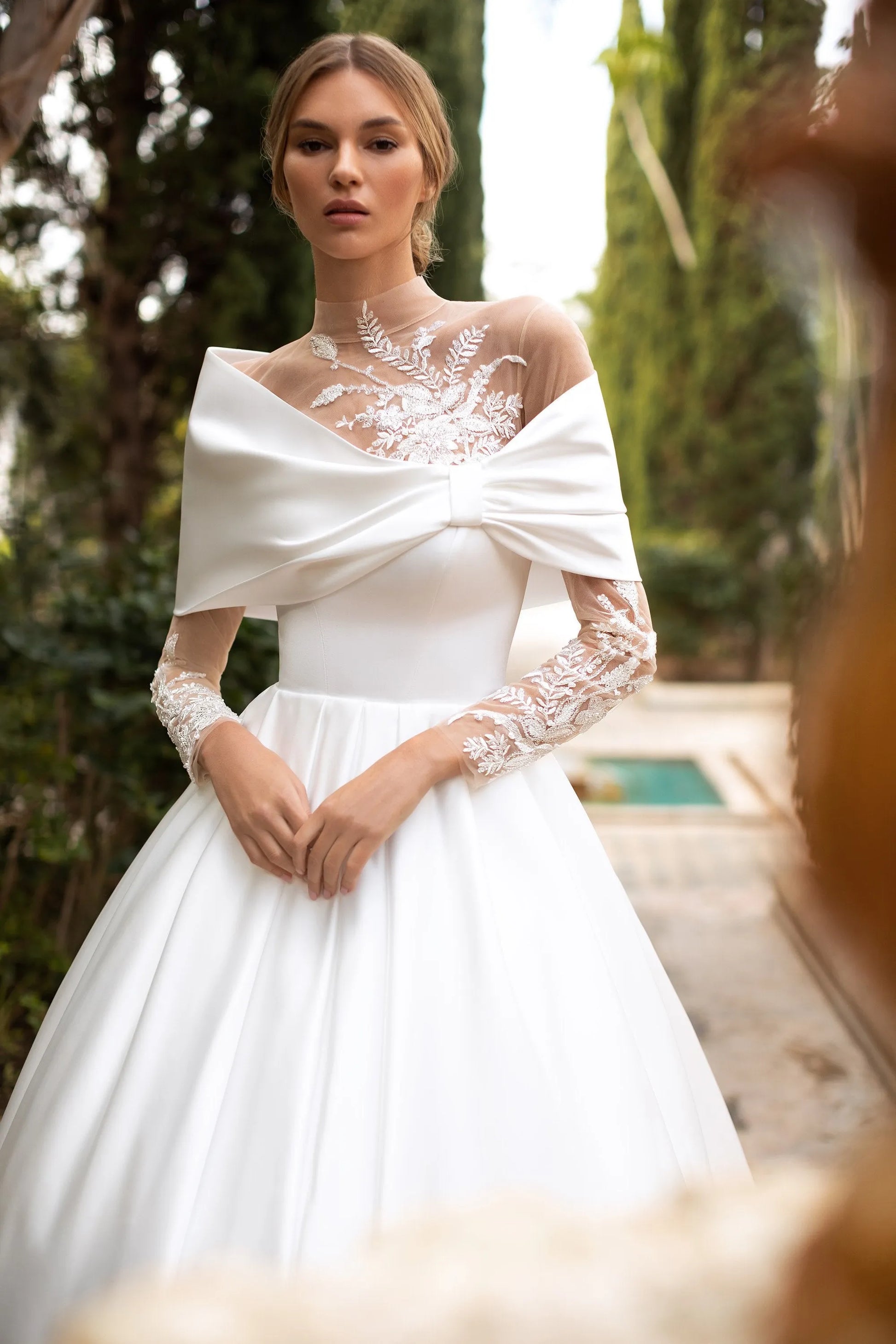 Elegant Satin A Line Wedding Dresses For Women Off The Shoulder Pleats Appliques Bride Gowns Sweep Train Vestidos De Novia