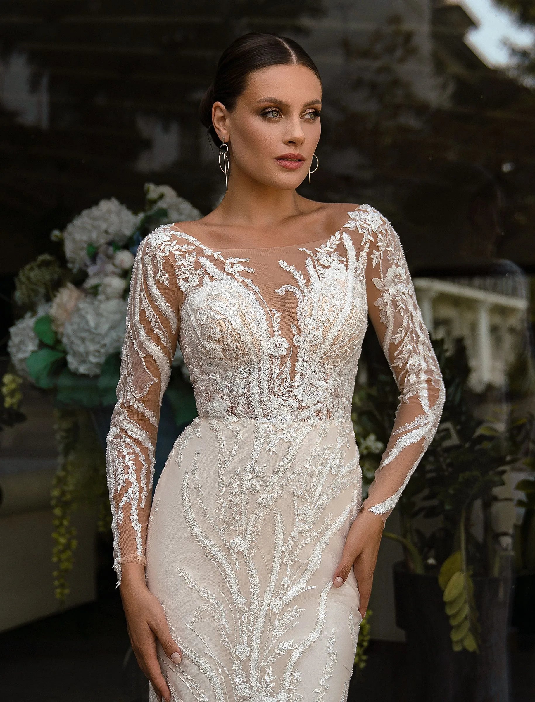 Lace Illusion V-Neck Mermaid Wedding Dresses Full Sleeves Backless Bridal Gowns