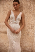 Glamorous Mermaid Wedding Dresses Lace Appliques Sleeveless Bridal Gowns Sexy Back