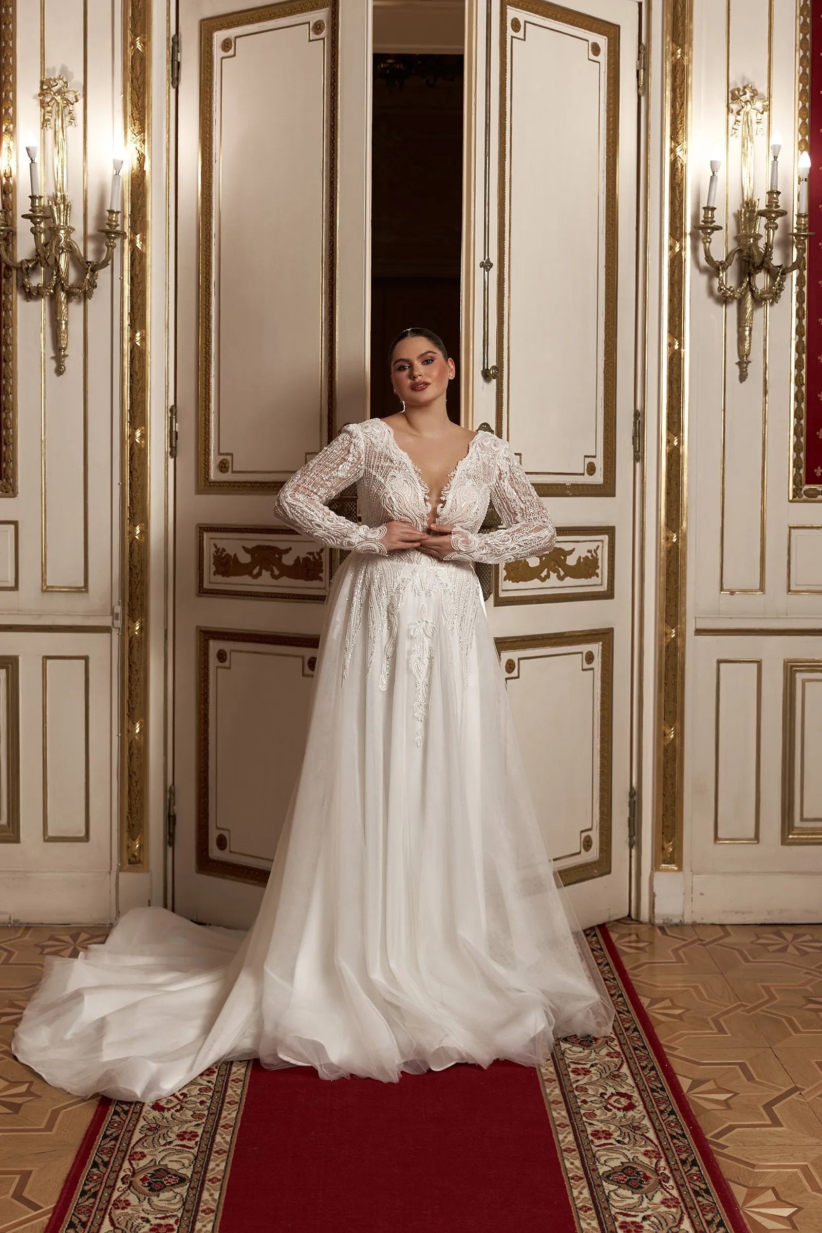 Sposa Abiti Con Scollatura Av Abito Da Sposa Di Lusso A Trapezio