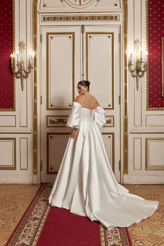 Off the Shoulder Wedding Gown with Removable Long Sleeves for Bridal Dress