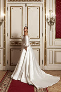 Off the Shoulder Wedding Gown with Removable Long Sleeves for Bridal Dress