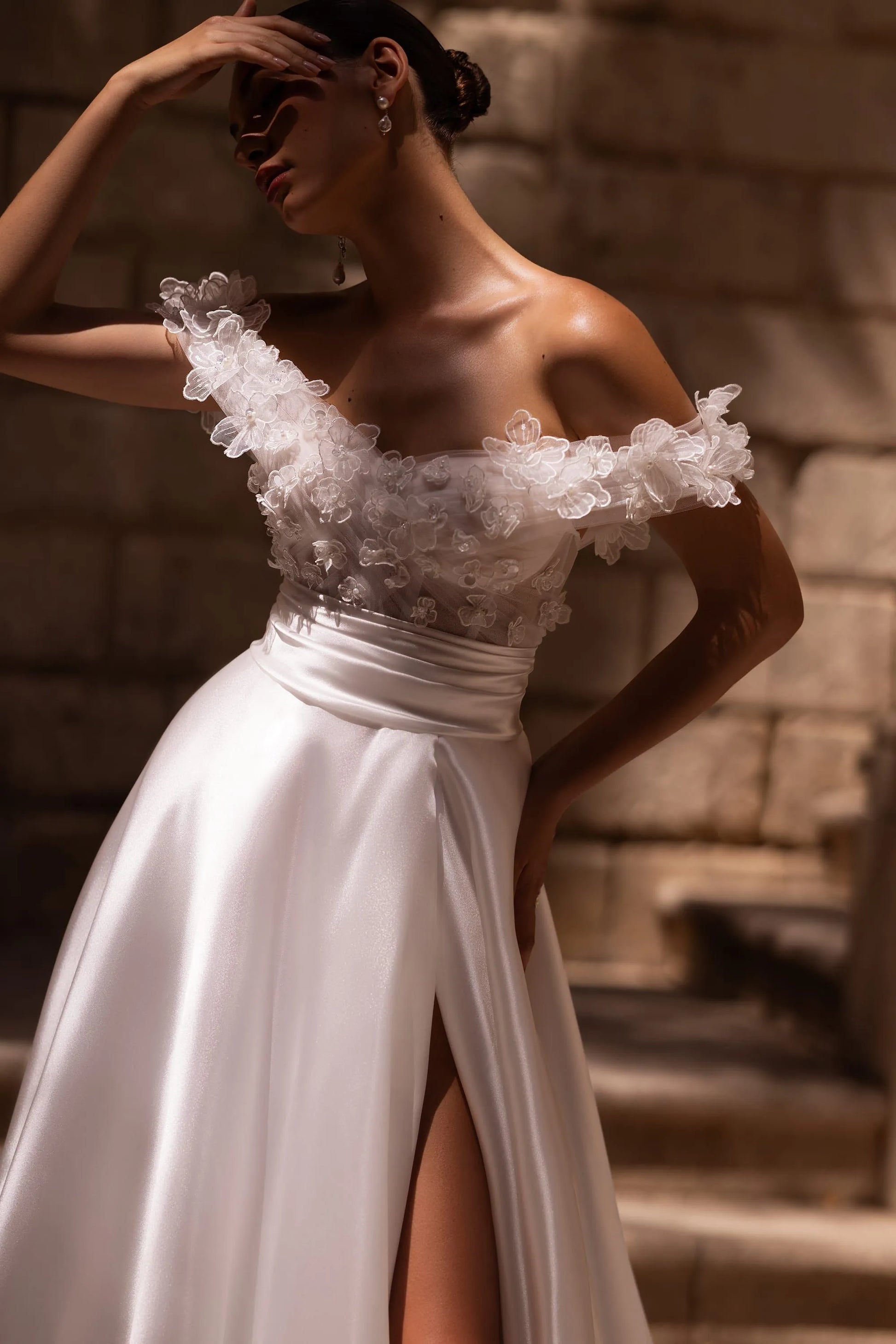 Elegant Women's Wedding Dresses Satin A-Line Sexy Side High Slit Princess Bride Gowns Formal Beach Party Vestidos De Novia Robe