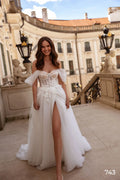 Beach Tulle Off The Shoulder Wedding Dresses Modern Sweetheart A-Line Bridal Gowns Pleated Sleeves