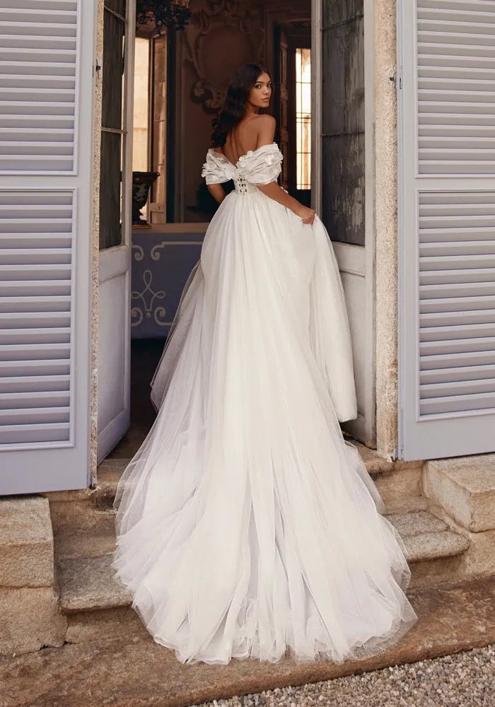 Charming Off The Shoulder Wedding Dresses For Women Bohemian Lace Appliques Bridal Gown Beach Vestidos De Novia Customized