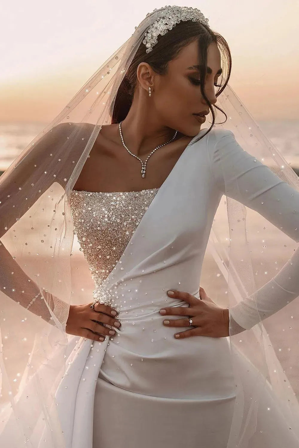 Summer Ivory Saudi Arabic Dubai Modern Backless Wedding Dresses Sexy One Shoulder Sequins Long Train Wedding Gowns Custom Made